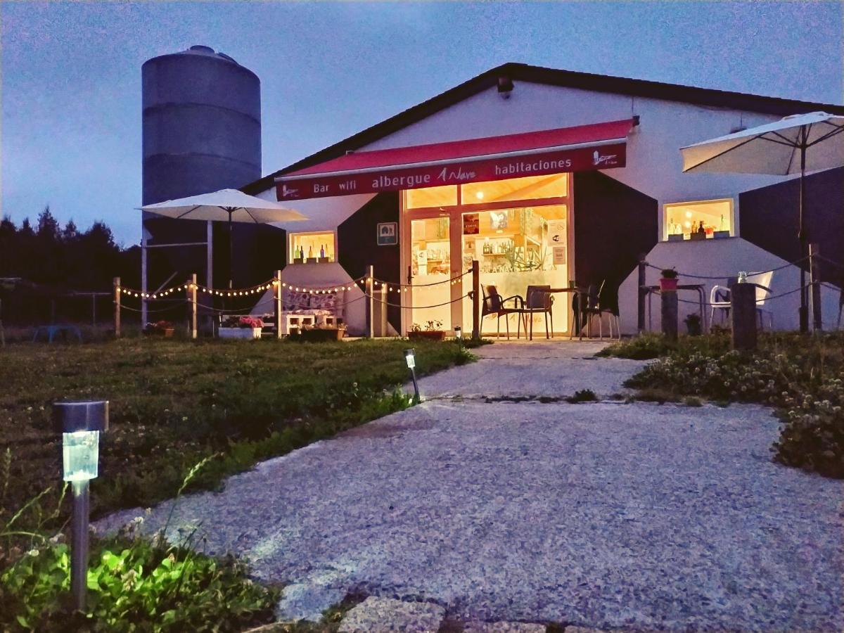 Albergue A Nave De Ferreira Ferreira  Ngoại thất bức ảnh